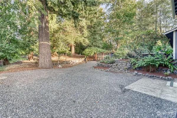 7406 Varsity LN NE, Bremerton, WA 98311