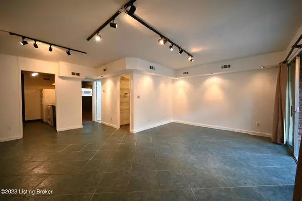 1040 Cherokee Rd A1, Louisville, KY 40204