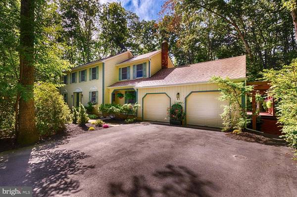 21 SLEEPY HOLLOW DR, Tabernacle, NJ 08088