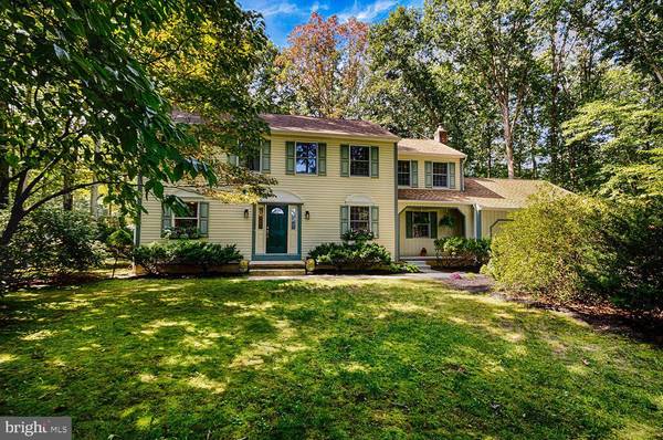 21 SLEEPY HOLLOW DR, Tabernacle, NJ 08088