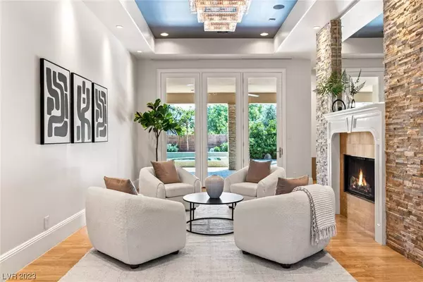 11 Misty Peaks Court, Las Vegas, NV 89135