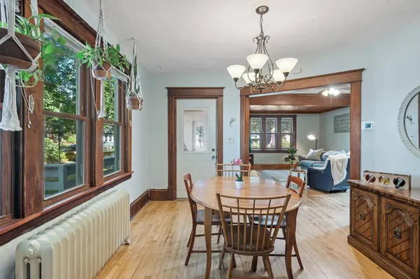 1134 Mclean AVE, Saint Paul, MN 55106