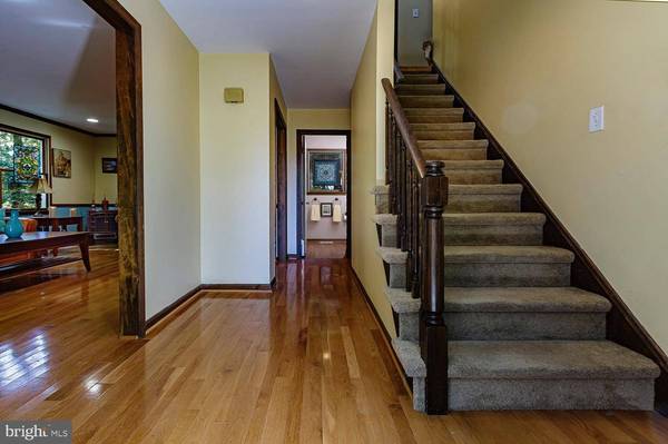 21 SLEEPY HOLLOW DR, Tabernacle, NJ 08088