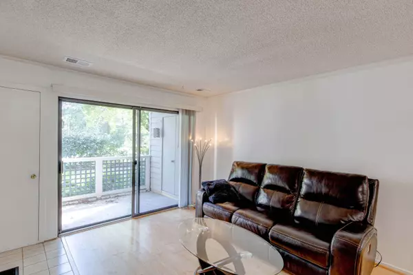 11741 Summerchase Cir #A, Reston, VA 20194