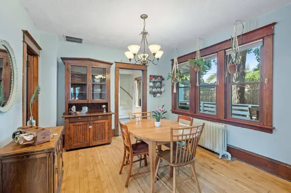 1134 Mclean AVE, Saint Paul, MN 55106