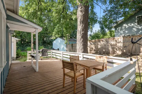 1134 Mclean AVE, Saint Paul, MN 55106