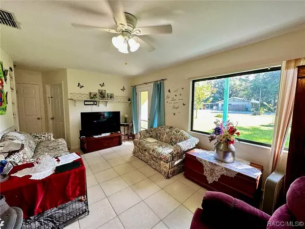 1792 N Cherry TER, Crystal River, FL 34429