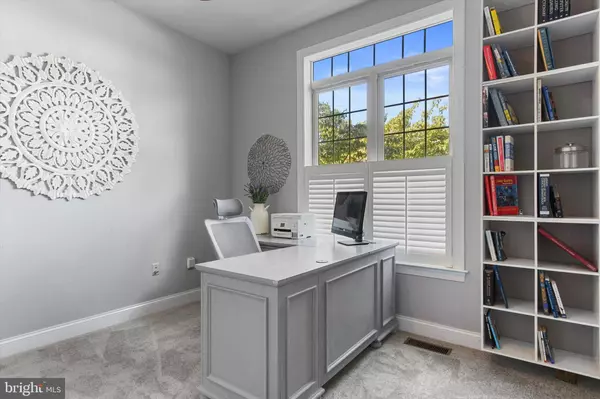 938 HAWTHORNE ST, Enola, PA 17025