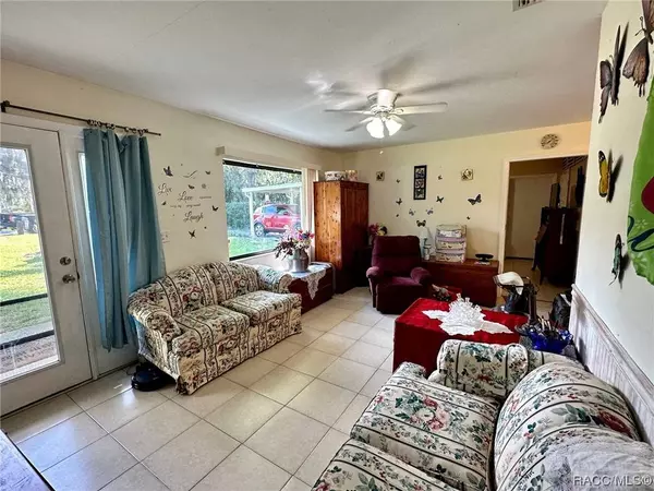 1792 N Cherry TER, Crystal River, FL 34429