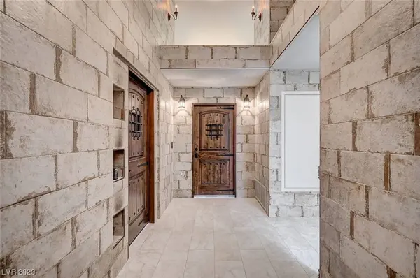 5457 Olivebrook Court, Las Vegas, NV 89120