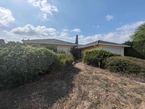6926 Mewall Dr, San Diego, CA 92119