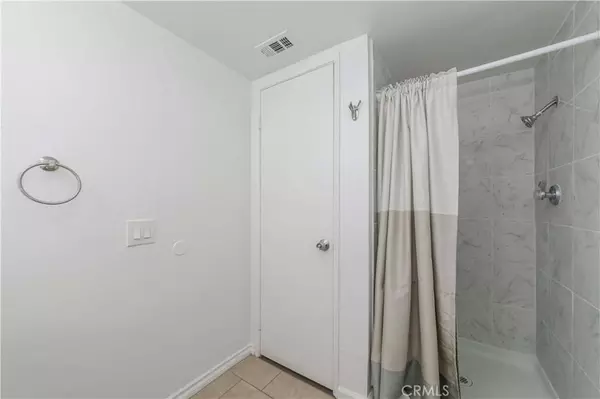 2370 W Orangethorpe AVE #36, Fullerton, CA 92833