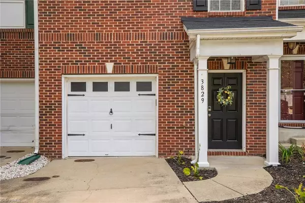 3829 Tarrant Trace CIR, High Point, NC 27265