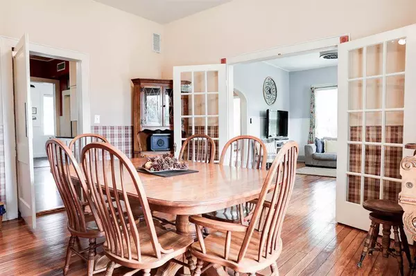 112 Kroschel ST, Hallettsville, TX 77964