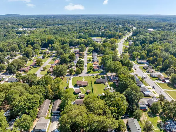 2202 Simmons AVE, Gastonia, NC 28052