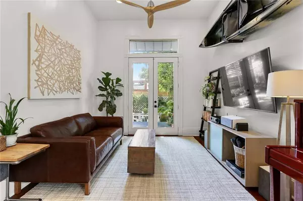 3660 LAUREL ST, New Orleans, LA 70115