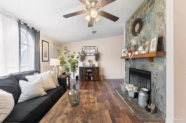 5675 Notaway Ct, Milton, FL 32583