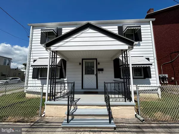 55 LEHMAN ST, Lebanon, PA 17046