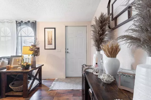 5675 Notaway Ct, Milton, FL 32583