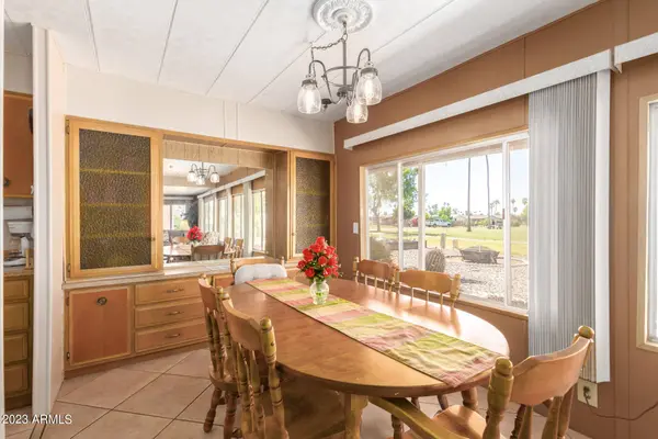 7239 E INVERNESS Avenue, Mesa, AZ 85209