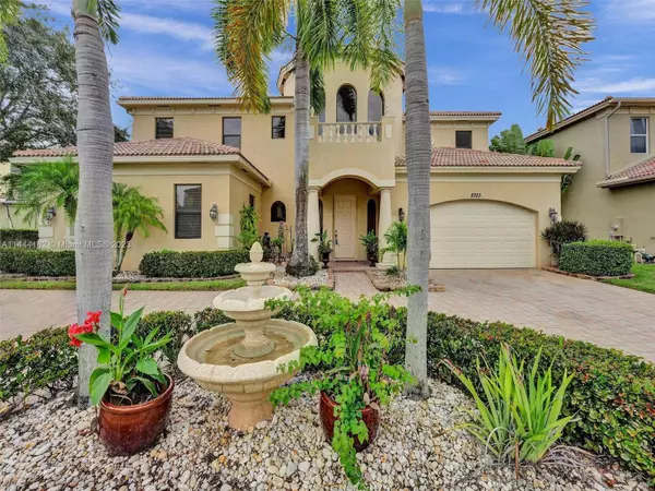 8703 Club Estates Way, Lake Worth, FL 33467