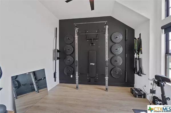 17724 Zinfandel DR, Pflugerville, TX 78660