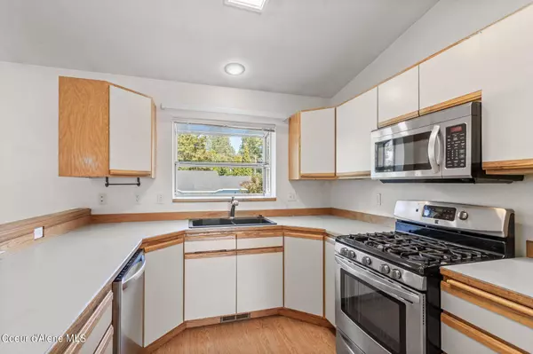 3196 N 7th St, Coeur D'alene, ID 83814