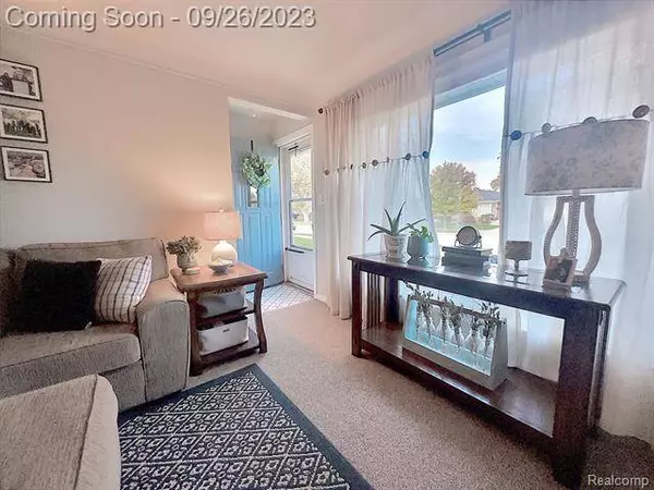 3358 NORWOOD Drive, Trenton, MI 48183