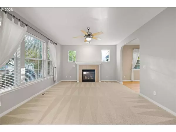 9326 N HAVEN AVE, Portland, OR 97203