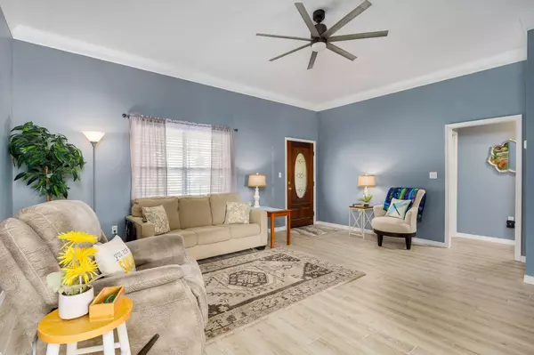 125 Walton Dr, Petal, MS 39465