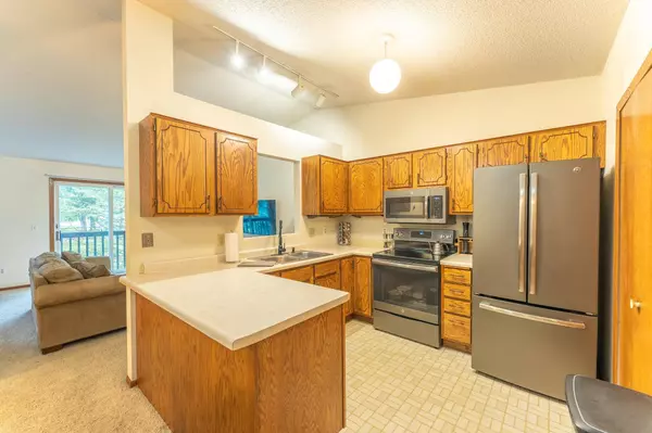 2254 Pinehurst LN, Stillwater, MN 55082