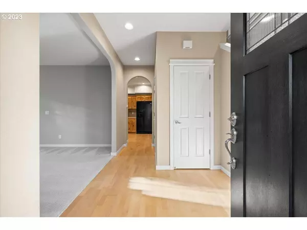 9326 N HAVEN AVE, Portland, OR 97203