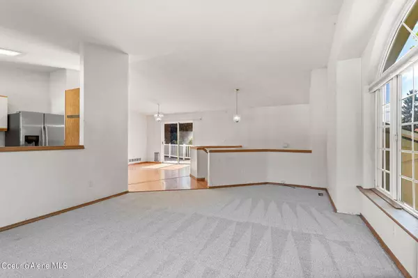 3196 N 7th St, Coeur D'alene, ID 83814