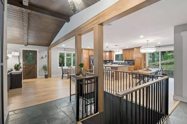 39 Evergreen RD, Dellwood, MN 55110