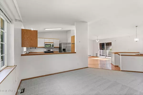 3196 N 7th St, Coeur D'alene, ID 83814