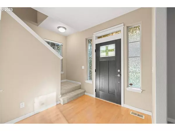 9326 N HAVEN AVE, Portland, OR 97203