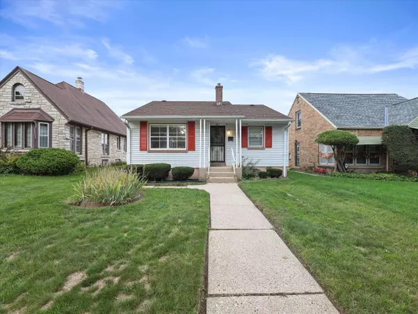 4921 N 24th Pl, Milwaukee, WI 53209