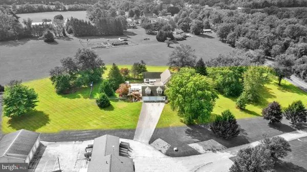 424 ABBOTTSTOWN PIKE, Abbottstown, PA 17301