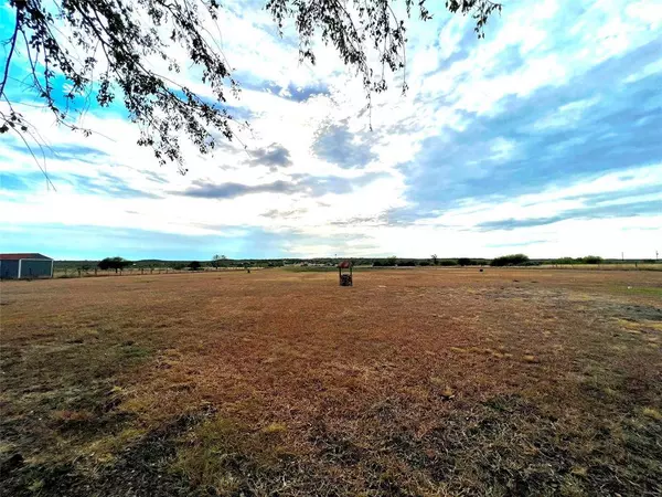 190 County Road 5780, Castroville, TX 78009