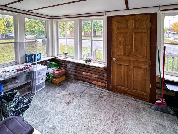 220 Arnold AVE N, Thief River Falls, MN 56701