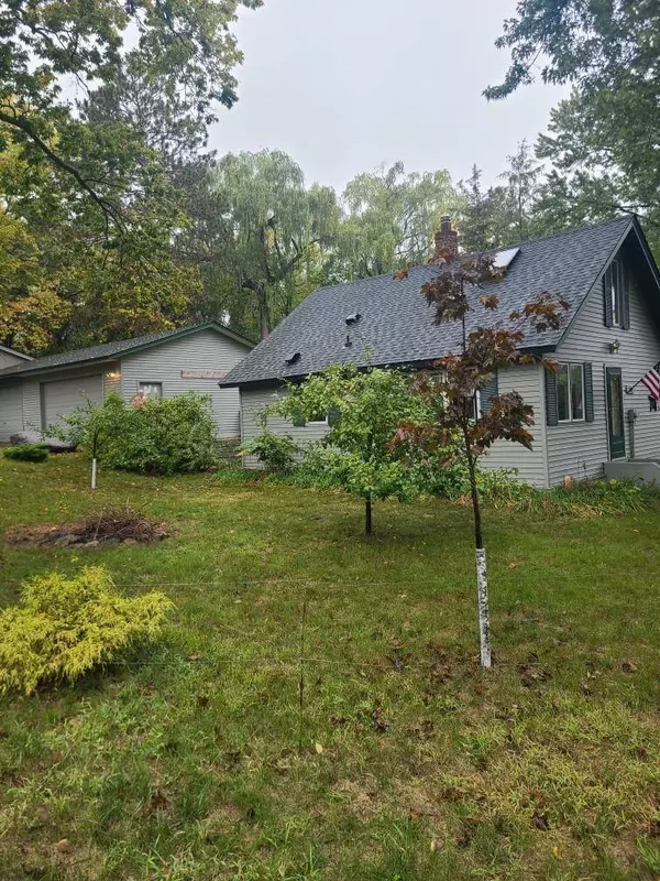 209 Xenia AVE NW, Elk River, MN 55330