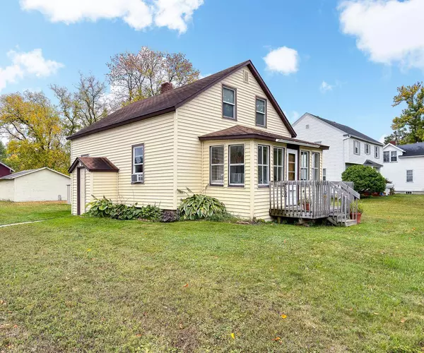 220 Arnold AVE N, Thief River Falls, MN 56701