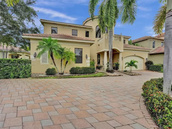 8703 Club Estates Way, Lake Worth, FL 33467