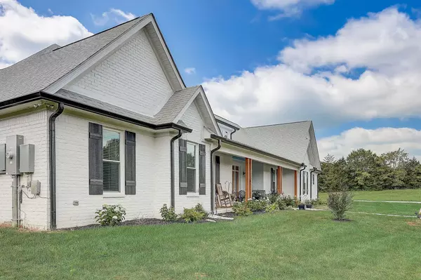 1740 Bear Creek Pike, Columbia, TN 38401