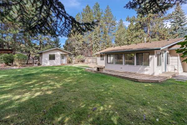 19711 Poplar St, Bend, OR 97702