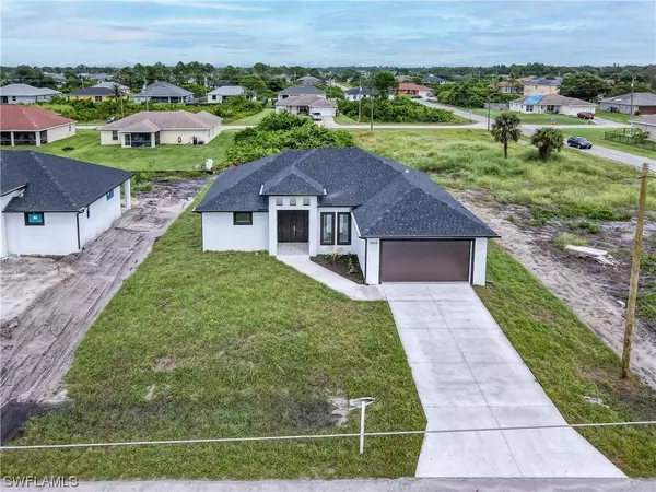 2602 25th ST SW, Lehigh Acres, FL 33976