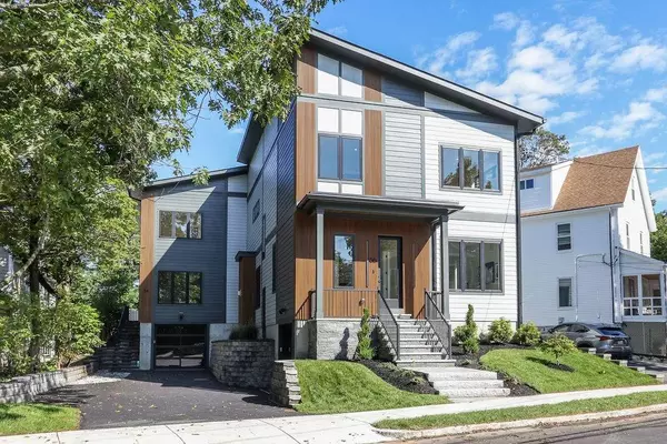 54 Beecher Pl #1, Newton, MA 02459