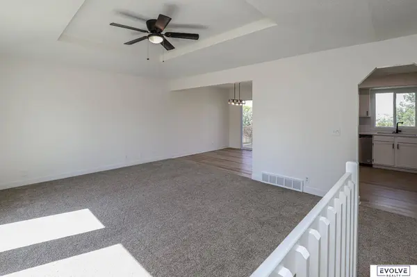 12934 Himebaugh Avenue, Omaha, NE 68164