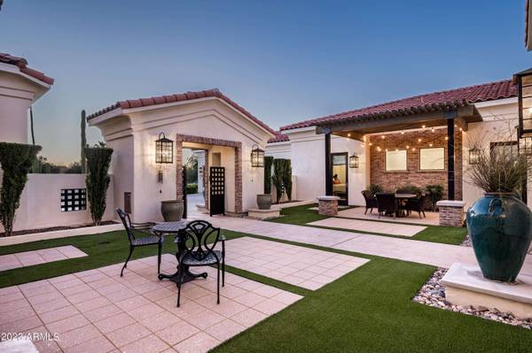 9821 N 60TH Place, Paradise Valley, AZ 85253