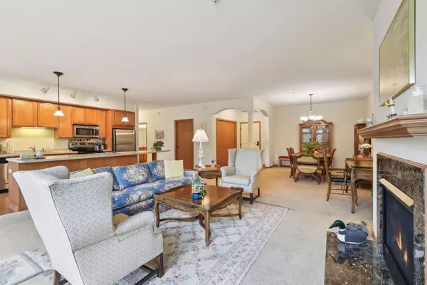 7100 Metro BLVD #221, Edina, MN 55439